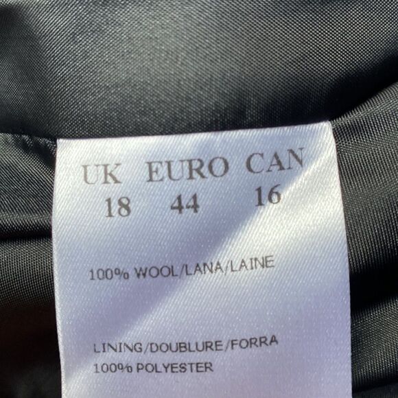 Elegant Red and Navy Women's Skirt Set - Picture 5 of 16